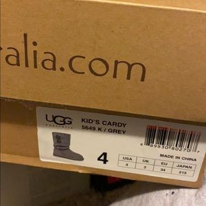 Grey sweater Ugg’s